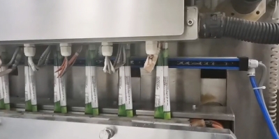 Static electricity eliminator in the powder packaging machine installation application