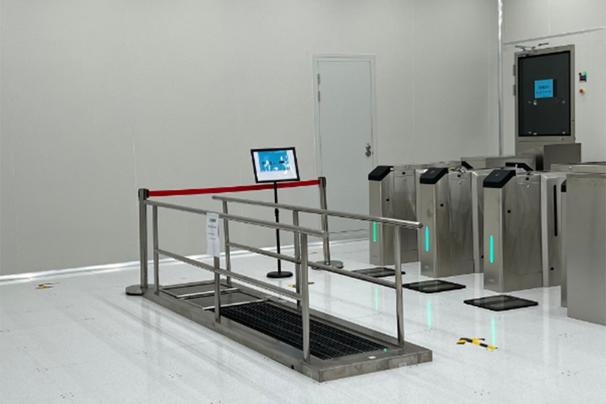 ESD anti-static access control system gate
